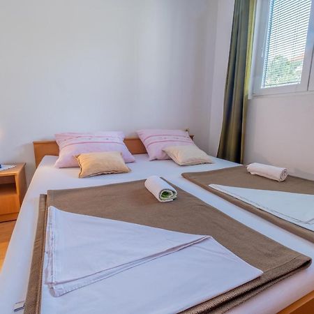 Cozy Apartments With Sea View Нови Винодолски Екстериор снимка